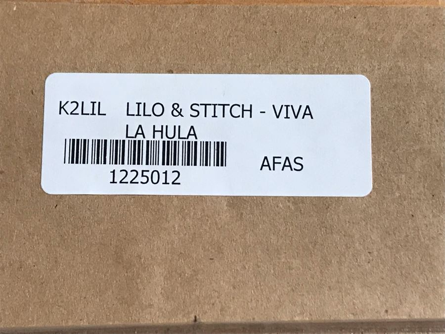 Limited Edition Walt Disney Sericel Hand Signed 'Viva La Hula!' From Lilo & Stitch Edition Size 1,500 Framed Hand Signed By Chris Sanders And Dean DeBlois With Certificate Of Authenticity 14 X 9 [Photo 11]