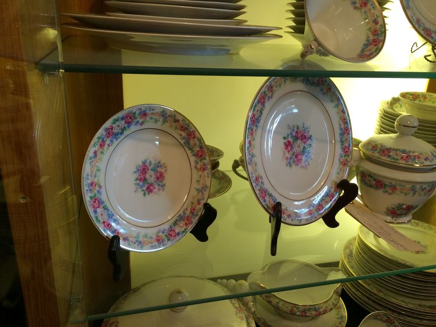LIMOGES France Robert Haviland China Set 69-Piece Set [Photo 7]