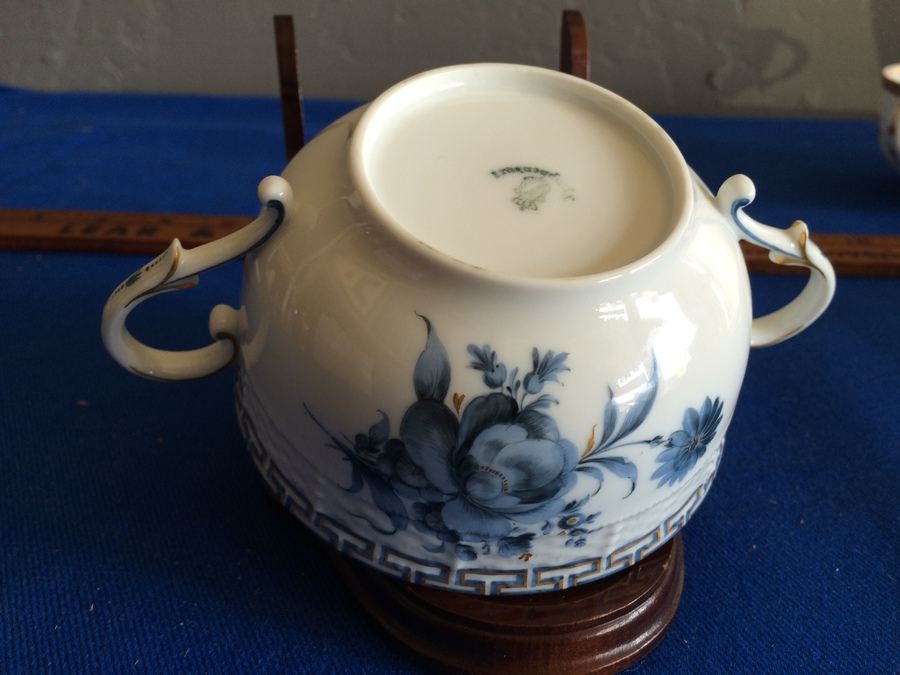 Nymphenburg Two Handle China Cup [Photo 2]
