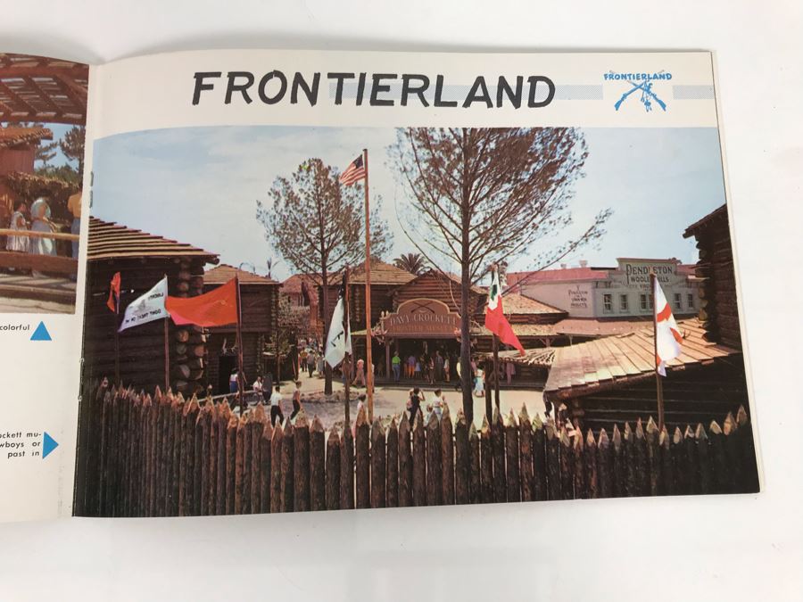 Vintage 1955 Disneyland Picture Souvenir Book In Natural Color Walt Diseny Productions [Photo 17]