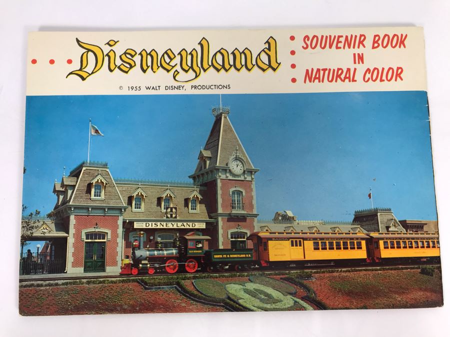 Vintage 1955 Disneyland Picture Souvenir Book In Natural Color Walt Diseny Productions [Photo 3]