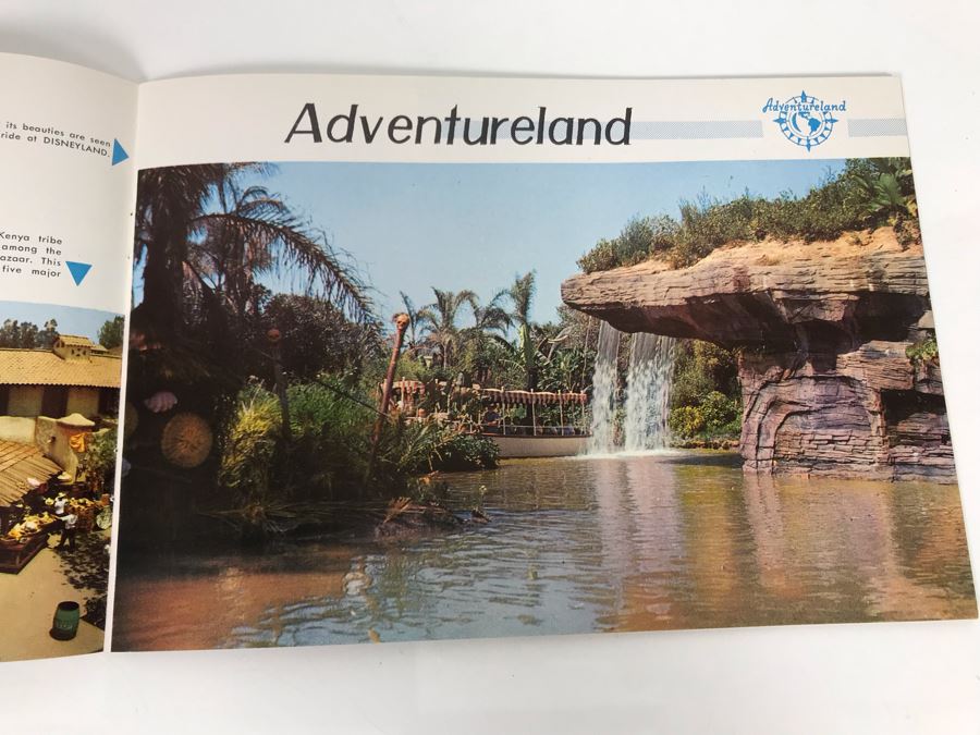 Vintage 1955 Disneyland Picture Souvenir Book In Natural Color Walt Diseny Productions [Photo 13]