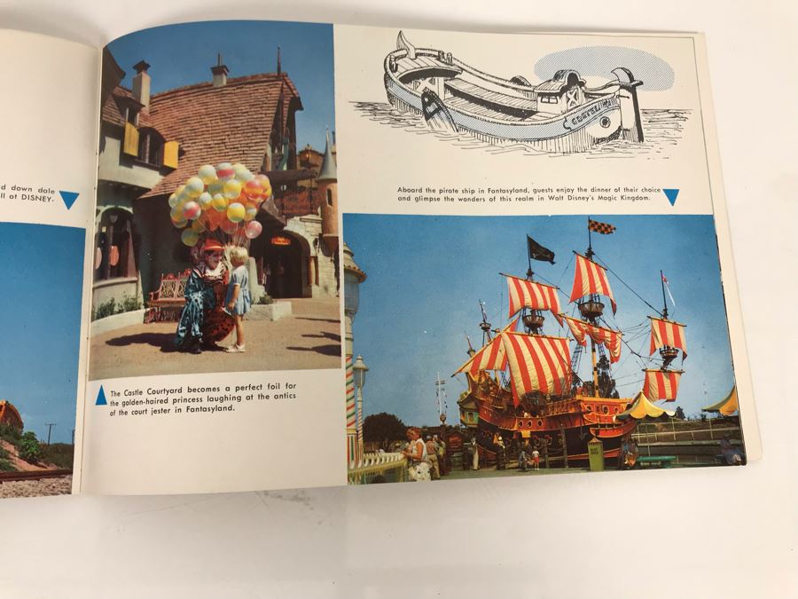 Vintage 1955 Disneyland Picture Souvenir Book In Natural Color Walt Diseny Productions [Photo 23]