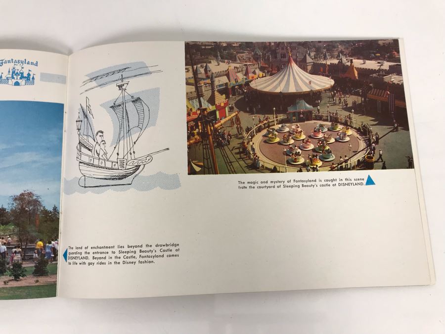 Vintage 1955 Disneyland Picture Souvenir Book In Natural Color Walt Diseny Productions [Photo 21]