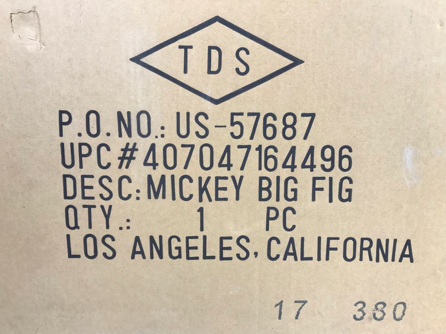 Large Mickey Mouse Figurine From The Disney Store Limited To The Year Of Production 1999 With Stand And Original Box (Mickey Big Fig) First Series To Test Marketability With Box 22'H [Photo 16]