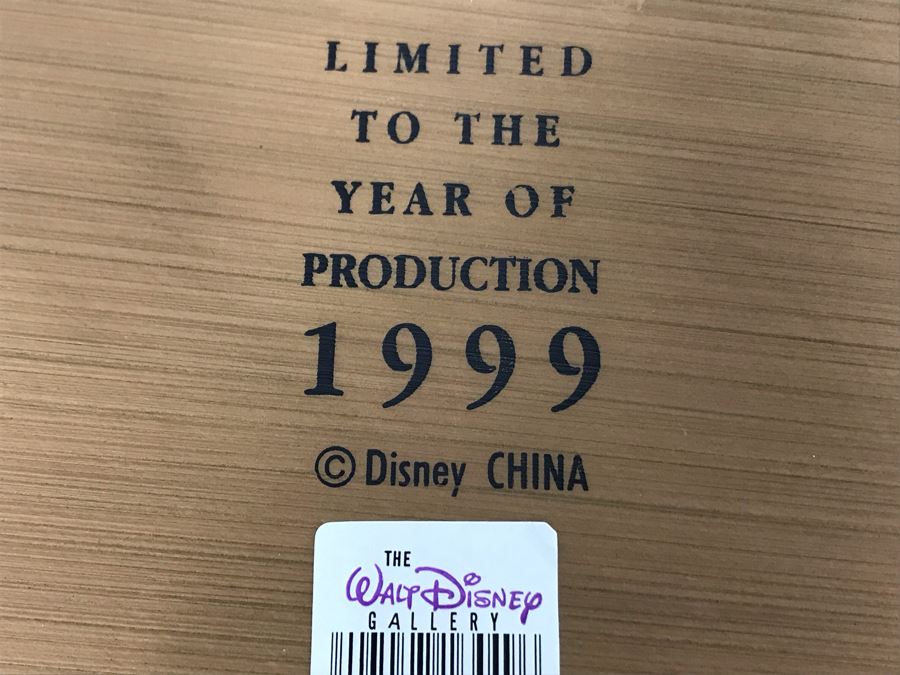 Large Mickey Mouse Figurine From The Disney Store Limited To The Year Of Production 1999 With Stand And Original Box (Mickey Big Fig) First Series To Test Marketability With Box 22'H [Photo 13]