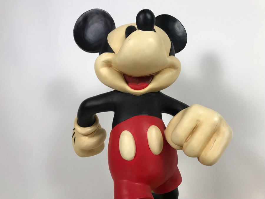Large Mickey Mouse Figurine From The Disney Store Limited To The Year Of Production 1999 With Stand And Original Box (Mickey Big Fig) First Series To Test Marketability With Box 22'H [Photo 11]