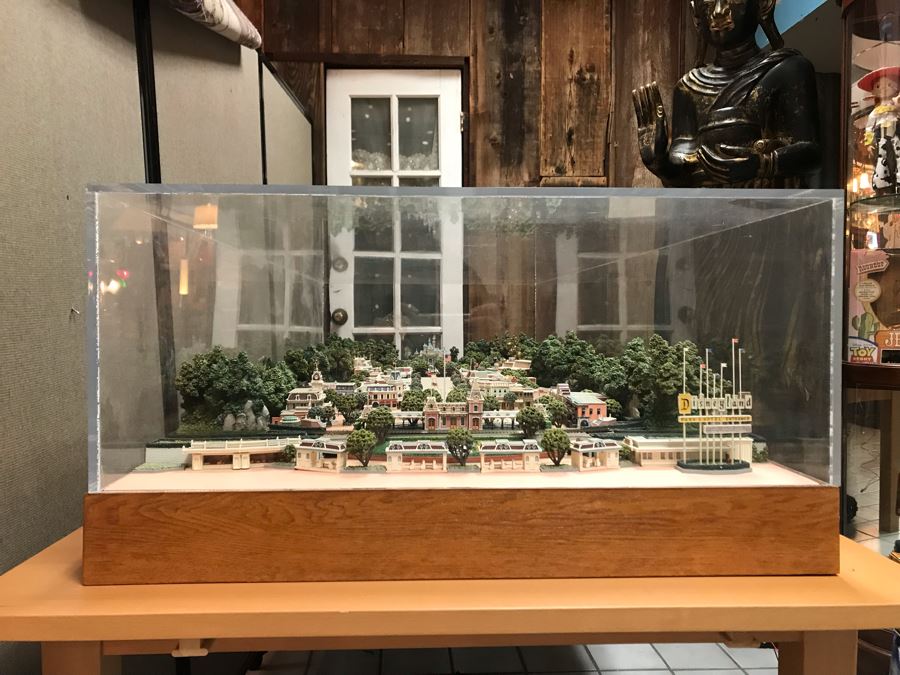 Disneyland's Main Street USA Miniature Model Board COMPLETE FIRST EDITION / Individually HAND SIGNED Models With Original Boxes By Robert Olszewski With Signed Michael Broggie Train And Accessories 6' X 3' Estimate $20,000-$35,000 (SEE DESCRIPTION) [Photo 8]
