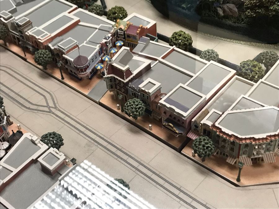Disneyland's Main Street USA Miniature Model Board COMPLETE FIRST EDITION / Individually HAND SIGNED Models With Original Boxes By Robert Olszewski With Signed Michael Broggie Train And Accessories 6' X 3' Estimate $20,000-$35,000 (SEE DESCRIPTION) [Photo 28]