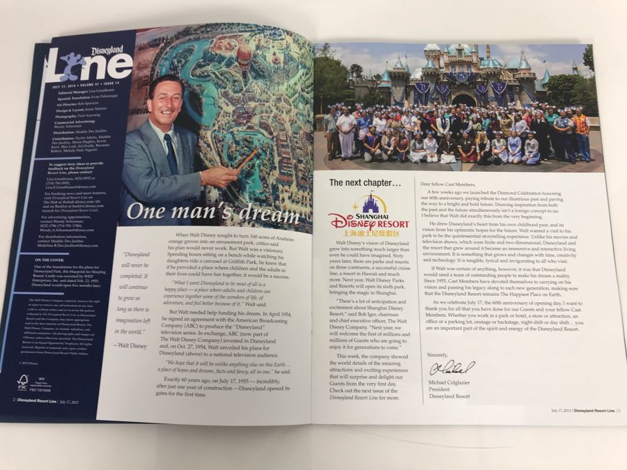 Limited Edition Disneyland Resort Diamond Celebration Line Guide Magazine [Photo 6]