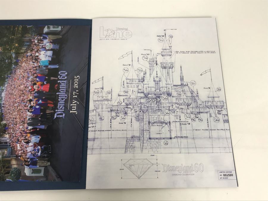 Limited Edition Disneyland Resort Diamond Celebration Line Guide Magazine [Photo 4]