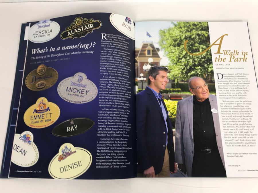 Limited Edition Disneyland Resort Diamond Celebration Line Guide Magazine [Photo 9]
