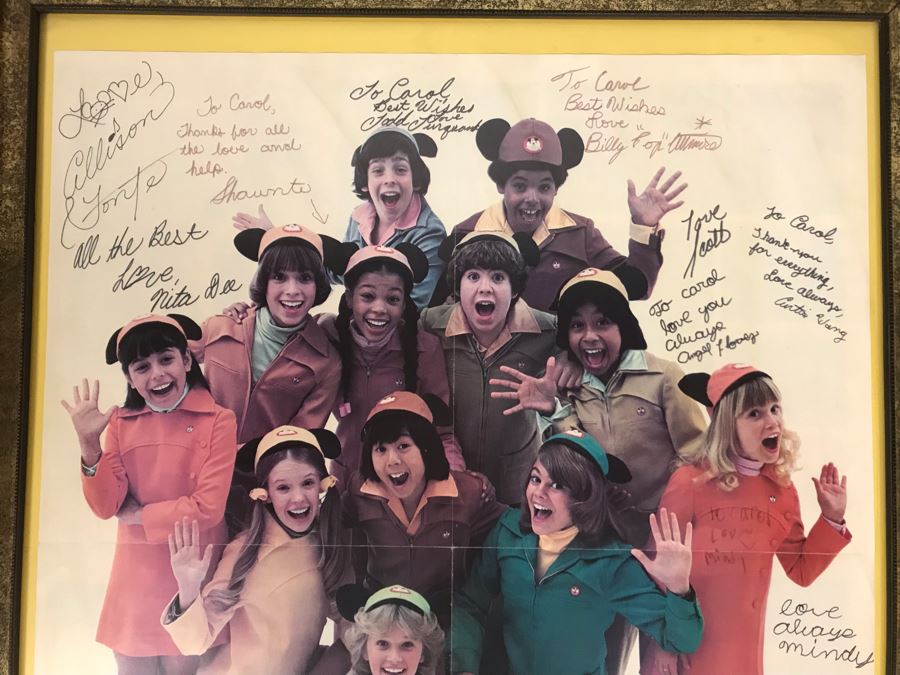 RARE - The New Mickey Mouse Club Hand Signed Poster By All Of The Actors In The TV Show Autographs Framed 19 X 23 [Photo 3]
