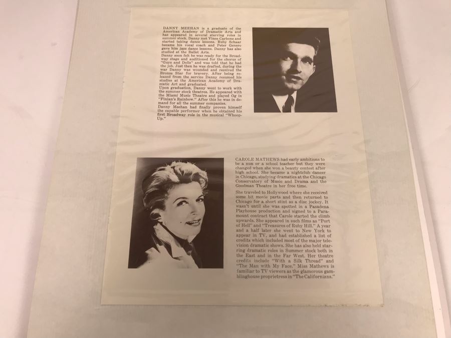 Actress Carole Mathews Personal Scrapbook With Signed Photos And Clippings [Photo 14]