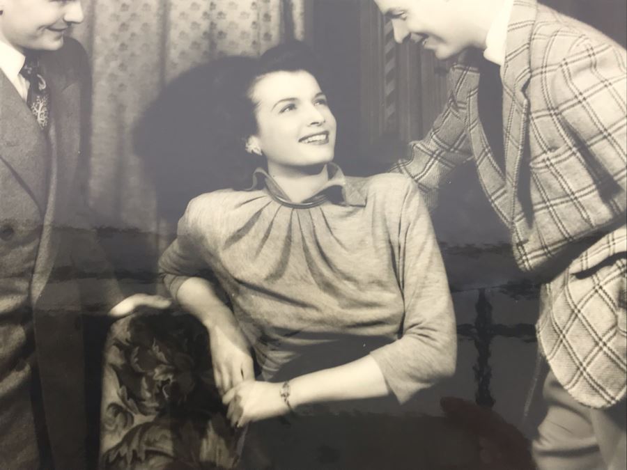 Actress Carole Mathews Personal Scrapbook With Signed Photos And Clippings [Photo 6]