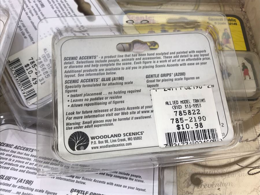 Collection Of New Miniature N Scale Train Figures And Cars With Faux Book Safe - See Photos [Photo 17]