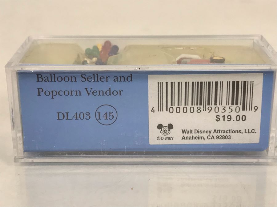 NEW Robert Olszewski Disneyland Main Street, USA Collection Miniatures Balloon Seller And Popcorn Vendor DL403 - Estimate $50-$100 [Photo 5]