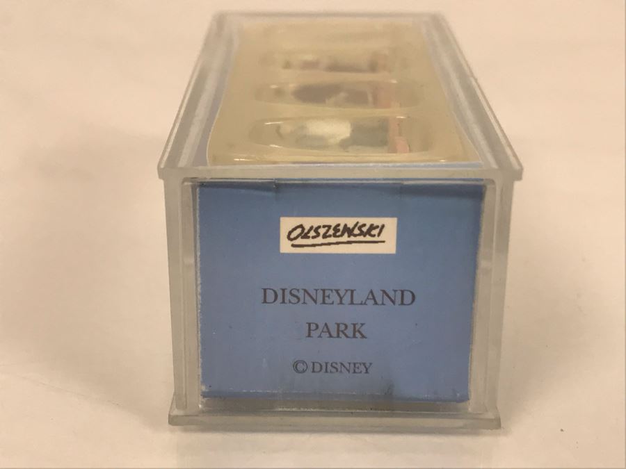 NEW Robert Olszewski Disneyland Main Street, USA Collection Miniatures Dapper Dans Character Pack DL404 - Estimate $100-$200 [Photo 4]