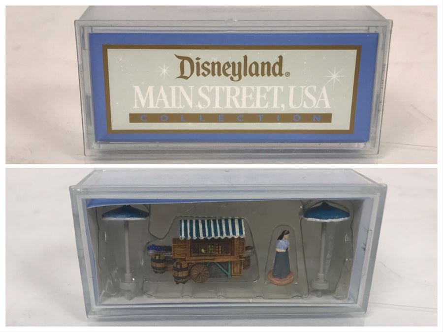 NEW Robert Olszewski Disneyland Main Street, USA Collection Miniatures Main Street Fruit Cart DL306 - Estimate $100-$200