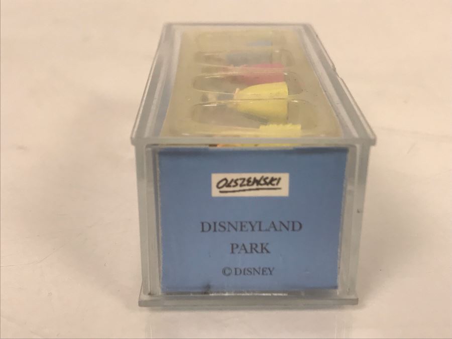 NEW Robert Olszewski Disneyland Main Street, USA Collection Miniatures Princess Character Pack #1 DL402 - Estimate $100-$200 [Photo 4]
