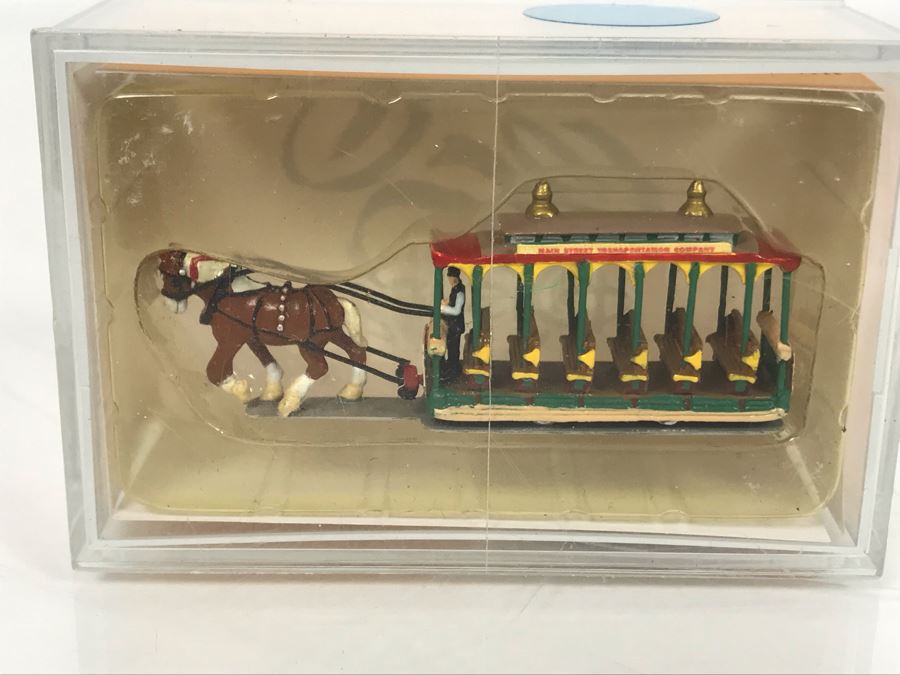 NEW Robert Olszewski Disneyland Main Street, USA Collection Miniatures Horse-Drawn Streetcar DW201 - Estimate $100-$200 [Photo 2]