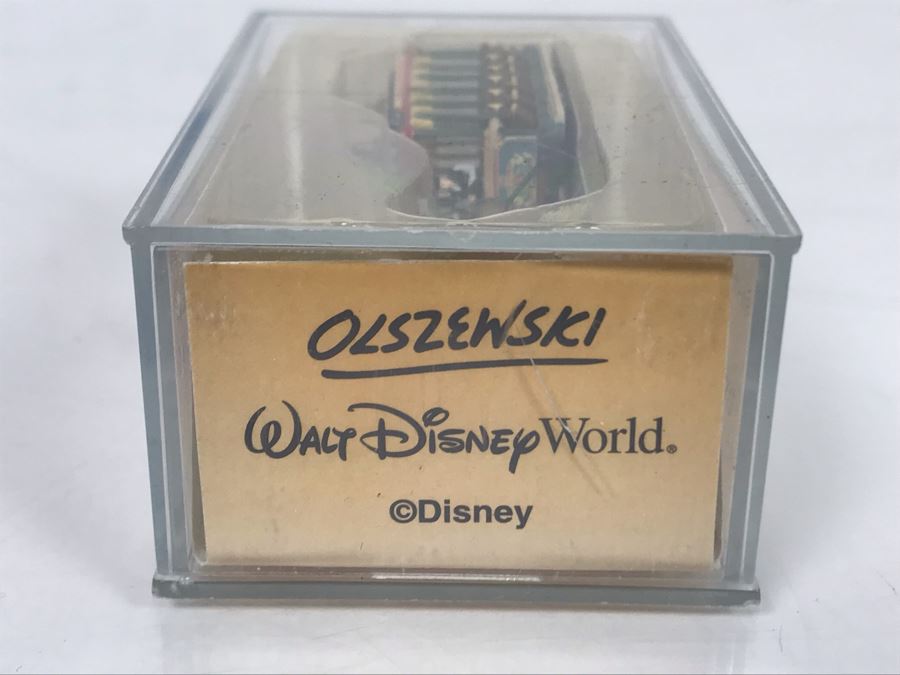 NEW Robert Olszewski Disneyland Main Street, USA Collection Miniatures Horse-Drawn Streetcar DW201 - Estimate $100-$200 [Photo 4]