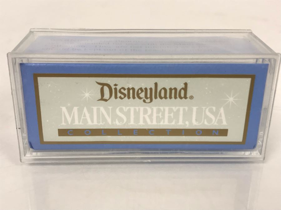 NEW Robert Olszewski Disneyland Main Street, USA Collection Miniatures Main Street Pin Cart DL305 - Estimate $100-$200 [Photo 3]