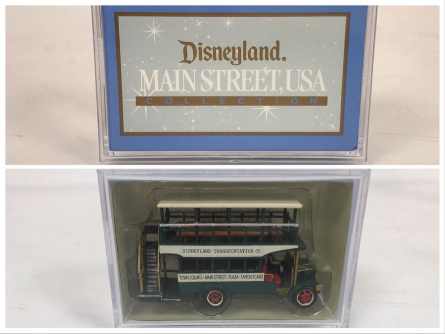 NEW Robert Olszewski Disneyland Main Street, USA Collection Miniatures Omnibus DL304 - Estimate $100-$200 [Photo 1]