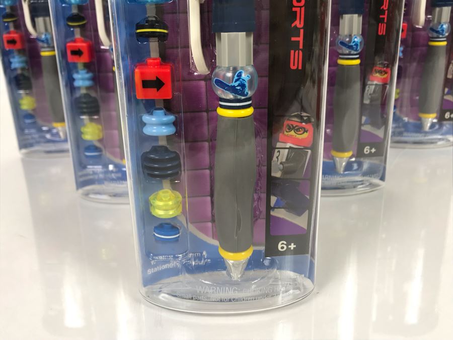 Six NEW LEGO Snowboarder Girl Pens [Photo 3]