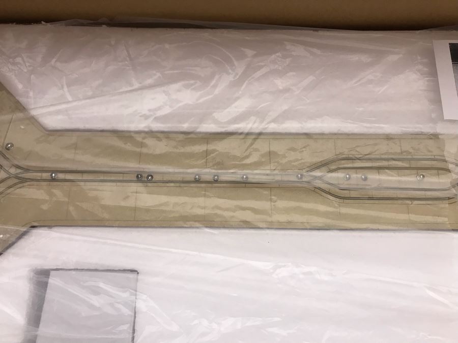 Robert Olszewski Disneyland Main Street LIGHTED Road Accessory Retailed For Over $265 - Build Your Own Board With Robert Olszewski's Main Street Disneyland Buildings Featured In This Sale [Photo 5]