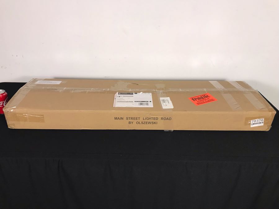 Robert Olszewski Disneyland Main Street LIGHTED Road Accessory Retailed For Over $265 - Build Your Own Board With Robert Olszewski's Main Street Disneyland Buildings Featured In This Sale [Photo 7]