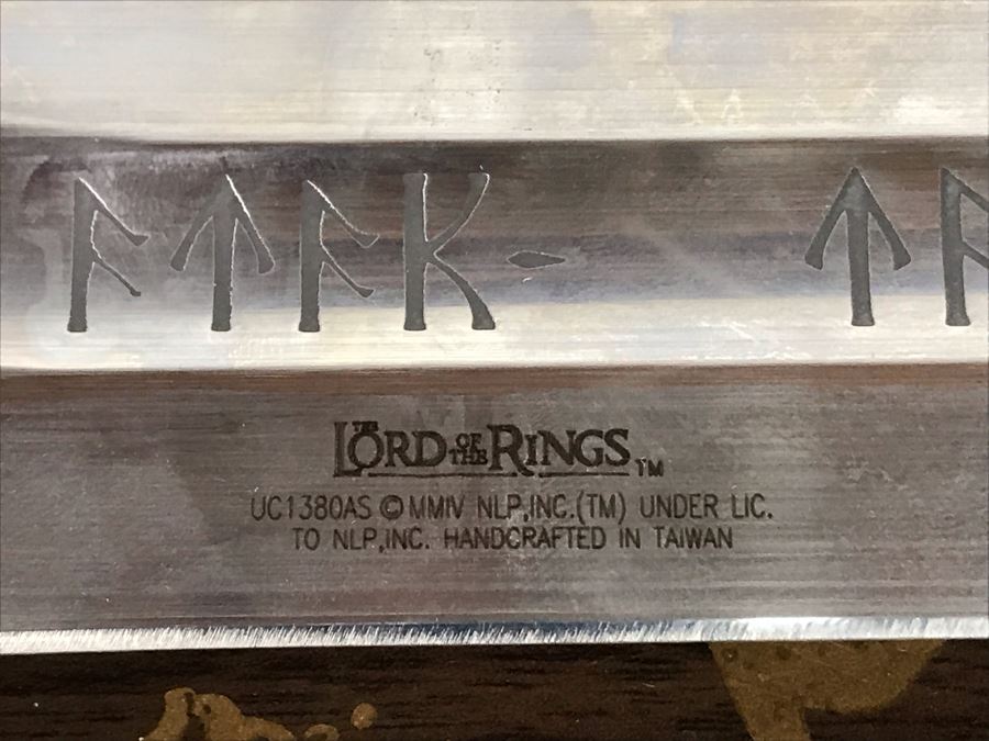 The Lord Of The Rings Anduril: The Sword Of King Elessar With Scabbard, Boxes And Certificates Of Authenticity By United Cutlery Brands [Photo 5]