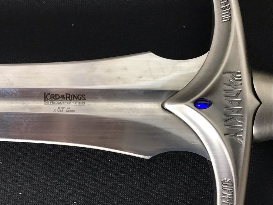 The Lord Of The Rings Glamdring: The Sword Of Gandalf The White With Glamdring Scabbard, Boxes And Certificates Of Authenticity By United Cutlery Brands [Photo 6]