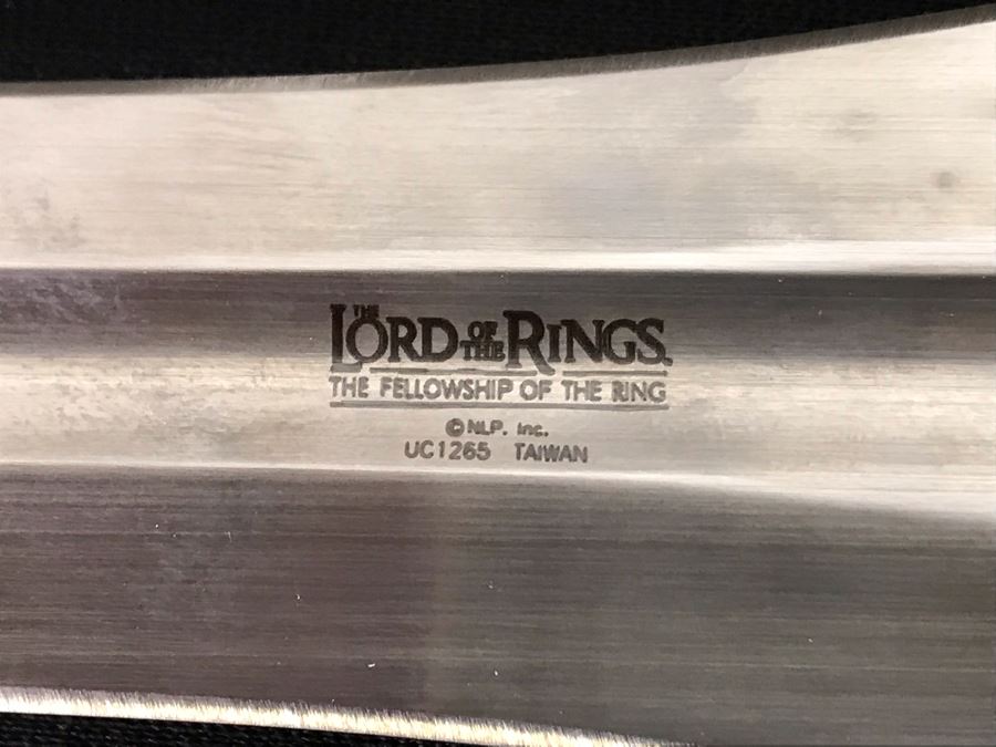 The Lord Of The Rings Glamdring: The Sword Of Gandalf The White With Glamdring Scabbard, Boxes And Certificates Of Authenticity By United Cutlery Brands [Photo 7]
