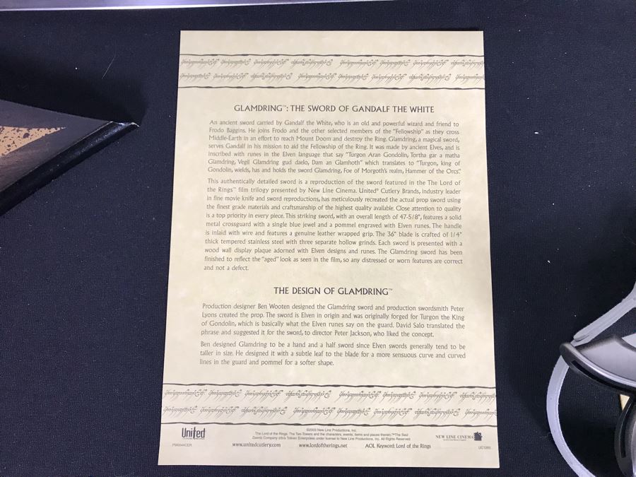 The Lord Of The Rings Glamdring: The Sword Of Gandalf The White With Glamdring Scabbard, Boxes And Certificates Of Authenticity By United Cutlery Brands [Photo 11]