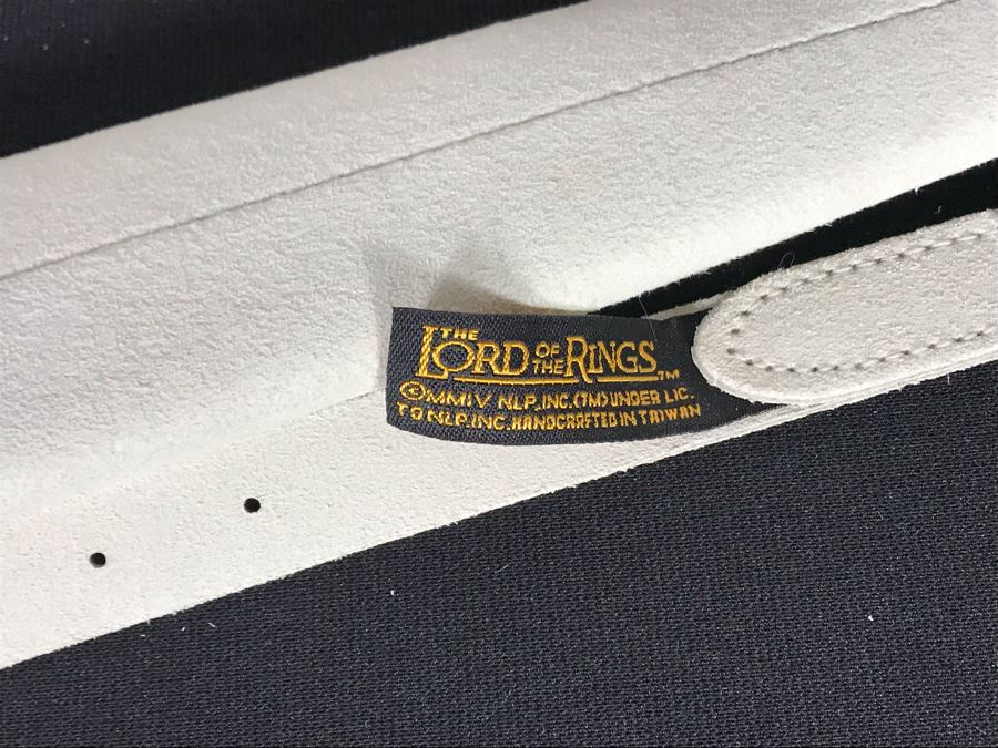 The Lord Of The Rings Glamdring: The Sword Of Gandalf The White With Glamdring Scabbard, Boxes And Certificates Of Authenticity By United Cutlery Brands [Photo 5]