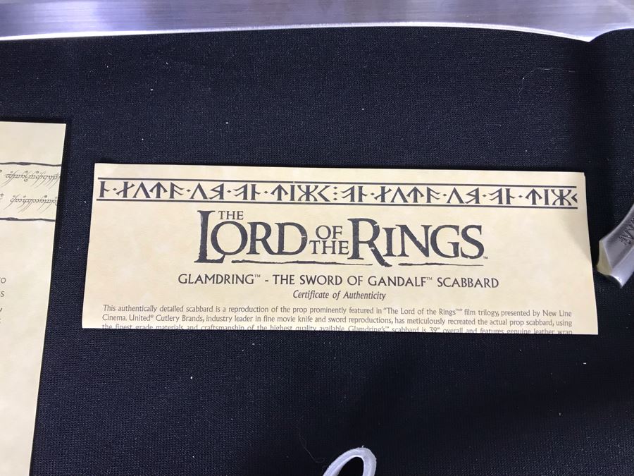 The Lord Of The Rings Glamdring: The Sword Of Gandalf The White With Glamdring Scabbard, Boxes And Certificates Of Authenticity By United Cutlery Brands [Photo 13]