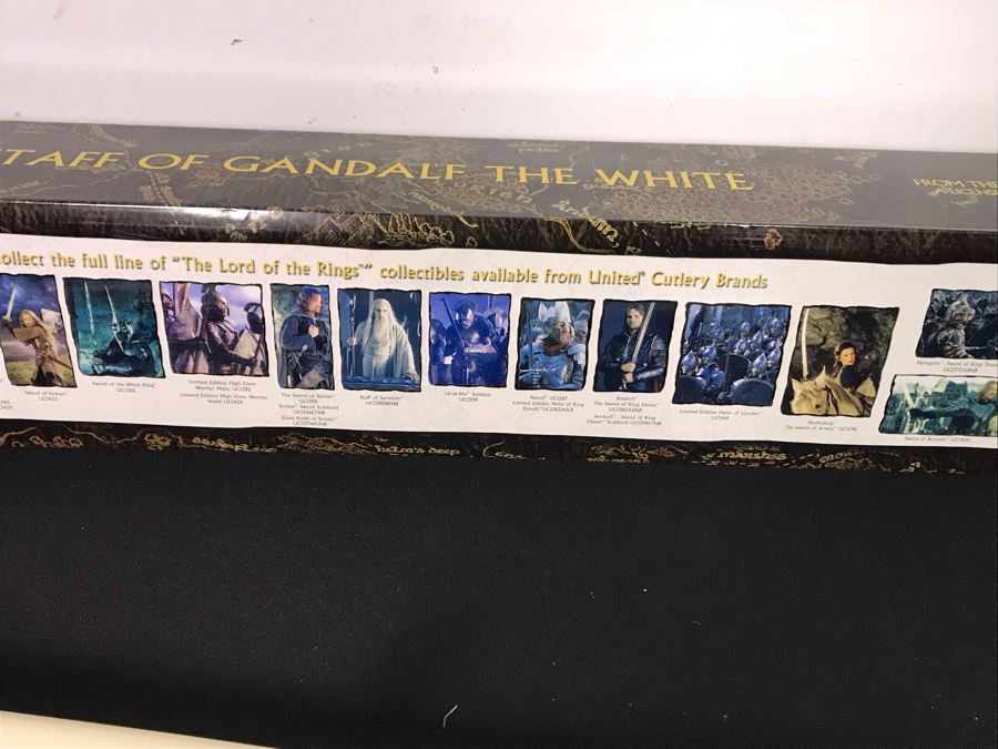 The Lord Of The Rings The Staff Of Gandalf The White With Box By United Cutlery Brands [Photo 11]