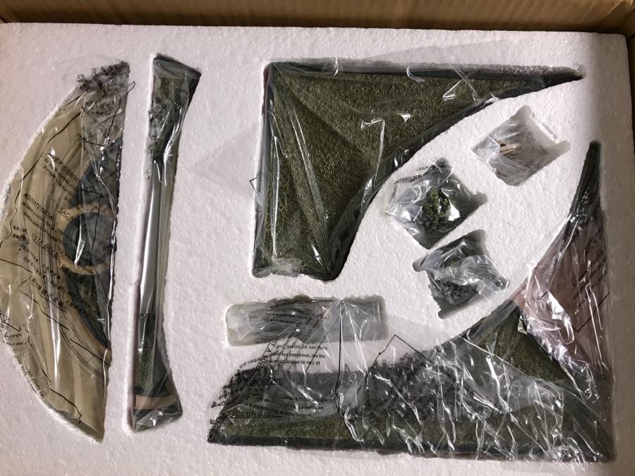 RARE Robert Olszewski Disneyland Fantasyland Platforms And Accessories (Total Of Four Boxes) [Photo 6]