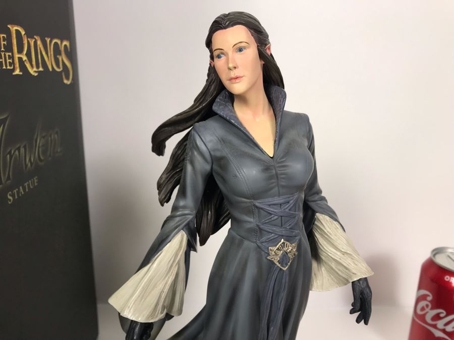 The Lord Of The Rings Movie - Arwen Statue Sculpture Limited Edition Of 500 From Sideshow Collectibles With Box (Comes With Multiple Heads) [Photo 3]