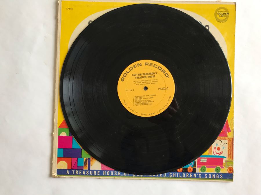 Captain Kangaroo Sings The Horse In The Striped Pajamas Golden LP Record LP116 [Photo 4]