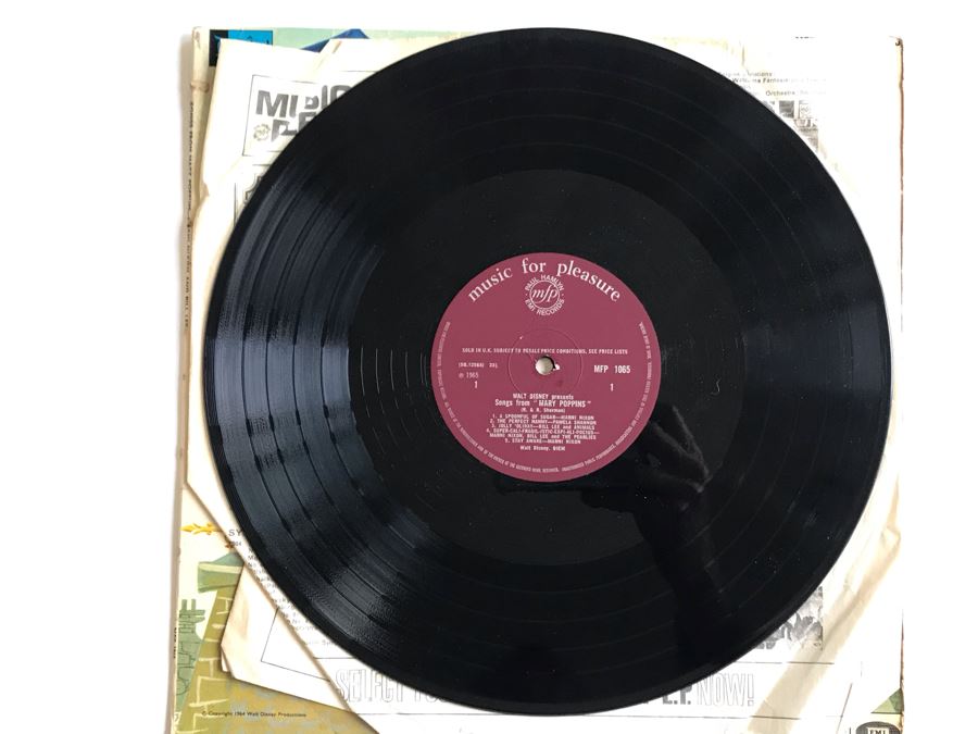 Songs From Walt Disney's Mary Poppins Disneyland Record MFP1065 [Photo 4]