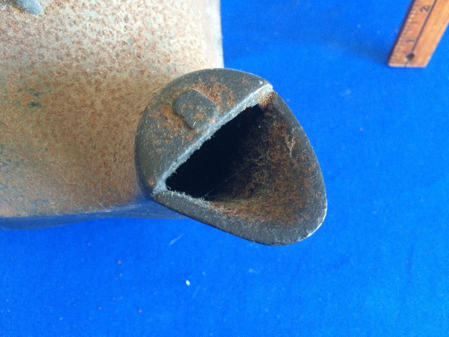 Vintage Cast Iron Teapot [Photo 7]