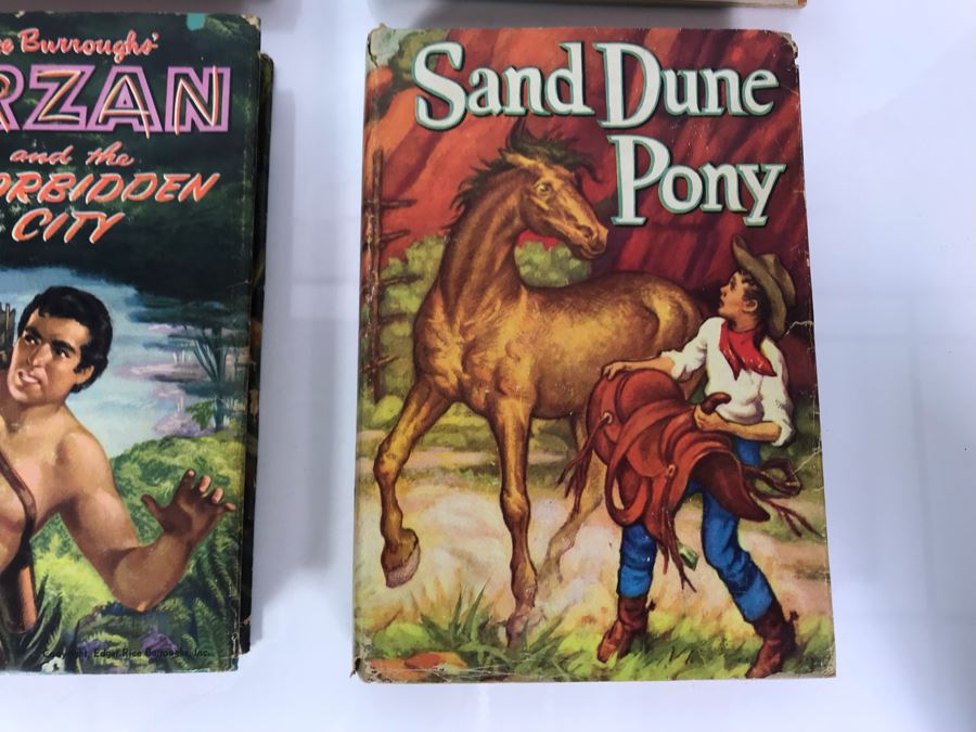 Vintage Collection Of Eight Children's Books [Photo 3]