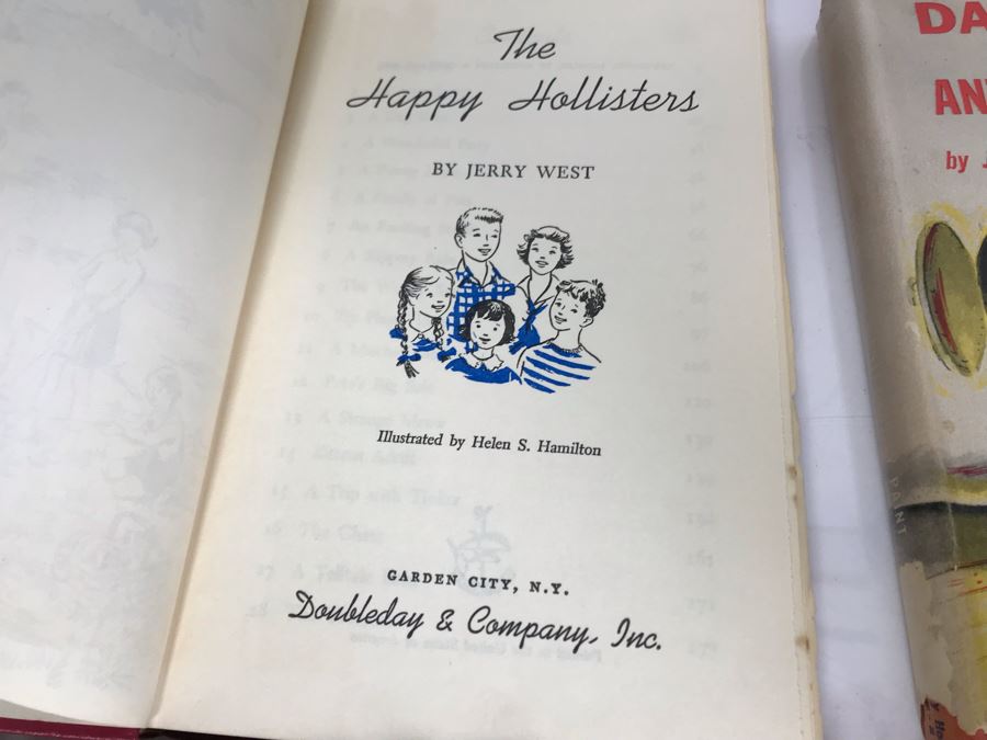 Vintage Collection Of Eight Children's Books [Photo 17]