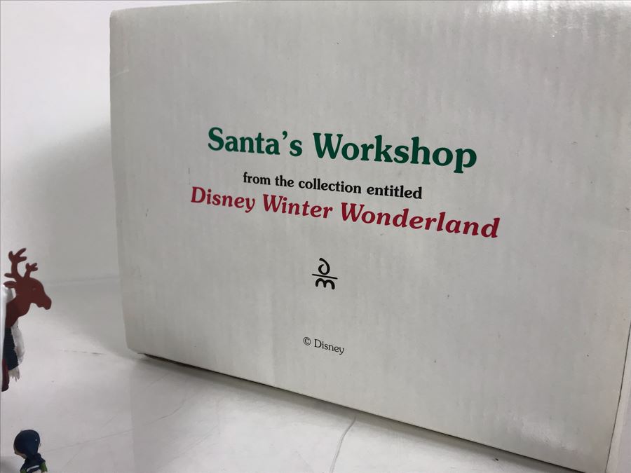 The Danbury Mint Santa's Workshop From The Series Entitled 'Disney Winter Wonderland' With Box [Photo 9]