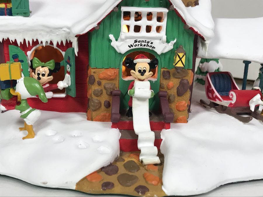 The Danbury Mint Santa's Workshop From The Series Entitled 'Disney Winter Wonderland' With Box [Photo 3]