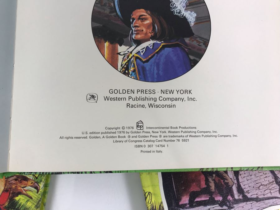 Four Vintage Children's Golden Books: Alice In Wonderland, Black Beauty, The Three Musketeers And Treasure Island [Photo 15]