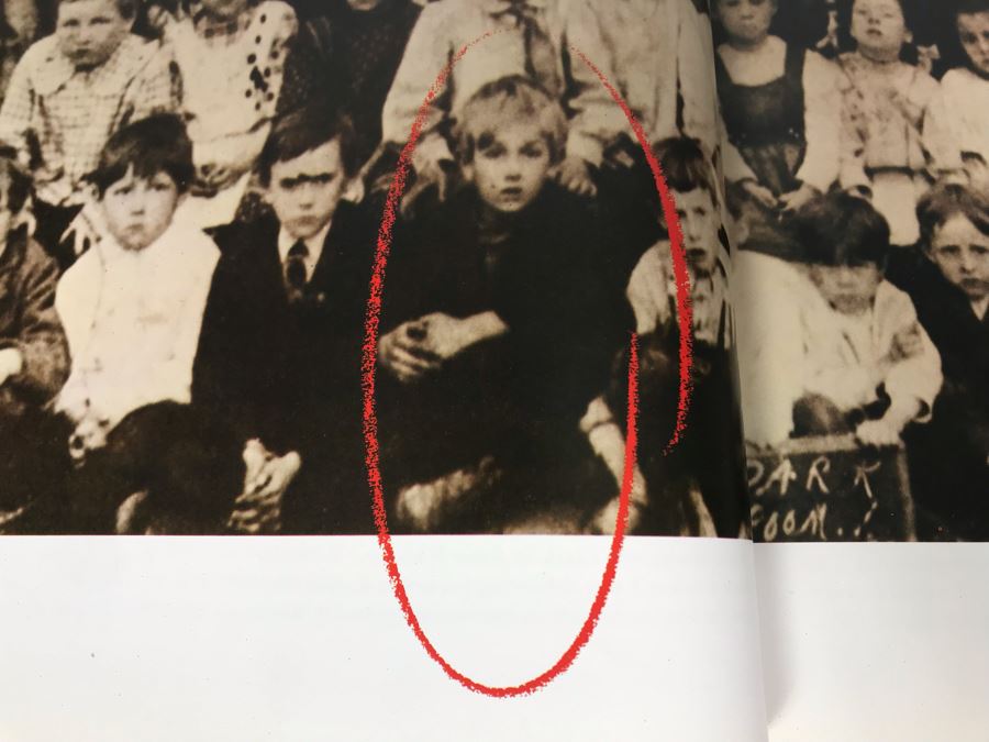 Walt Disney's World Of Fantasy Book By Adrian Bailey [Photo 11]