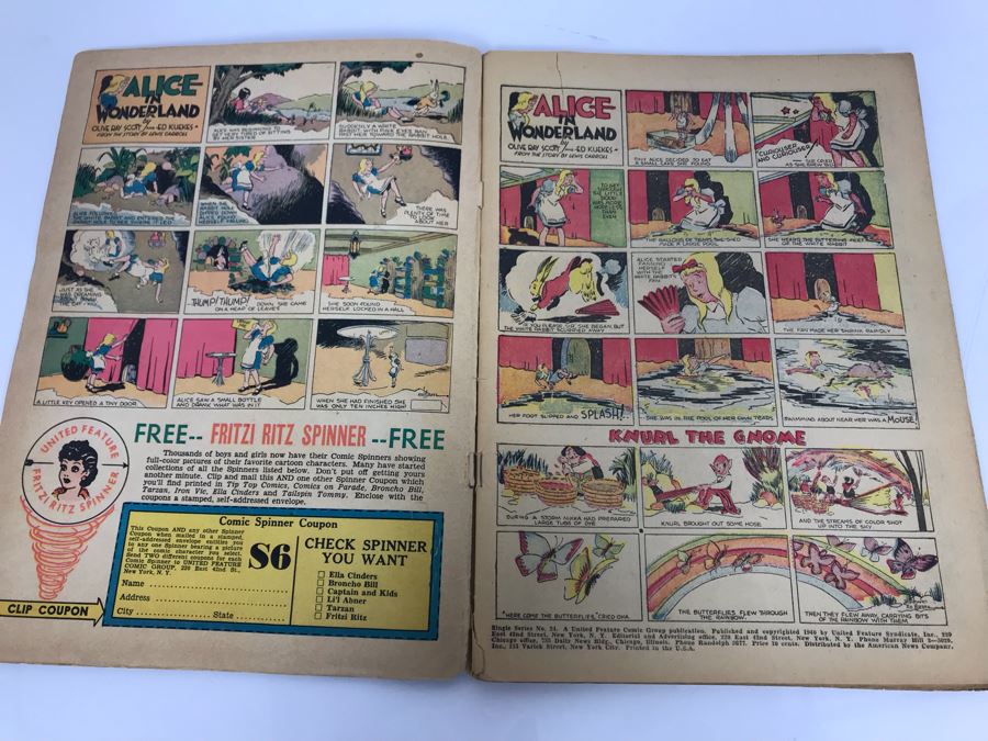 Alice In Wonderland Comic Book - 2 Stories In Color - Alice In Wonderland, Through The Looking Glass [Photo 3]